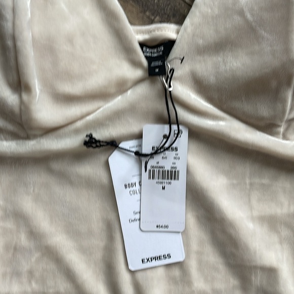 NWT - Express Body Contour - Picture 2 of 5